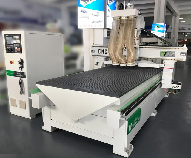 Máy cắt CNC MDF